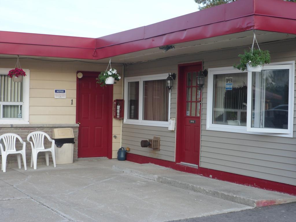 The Silver Birch Motel Goderich Exterior foto