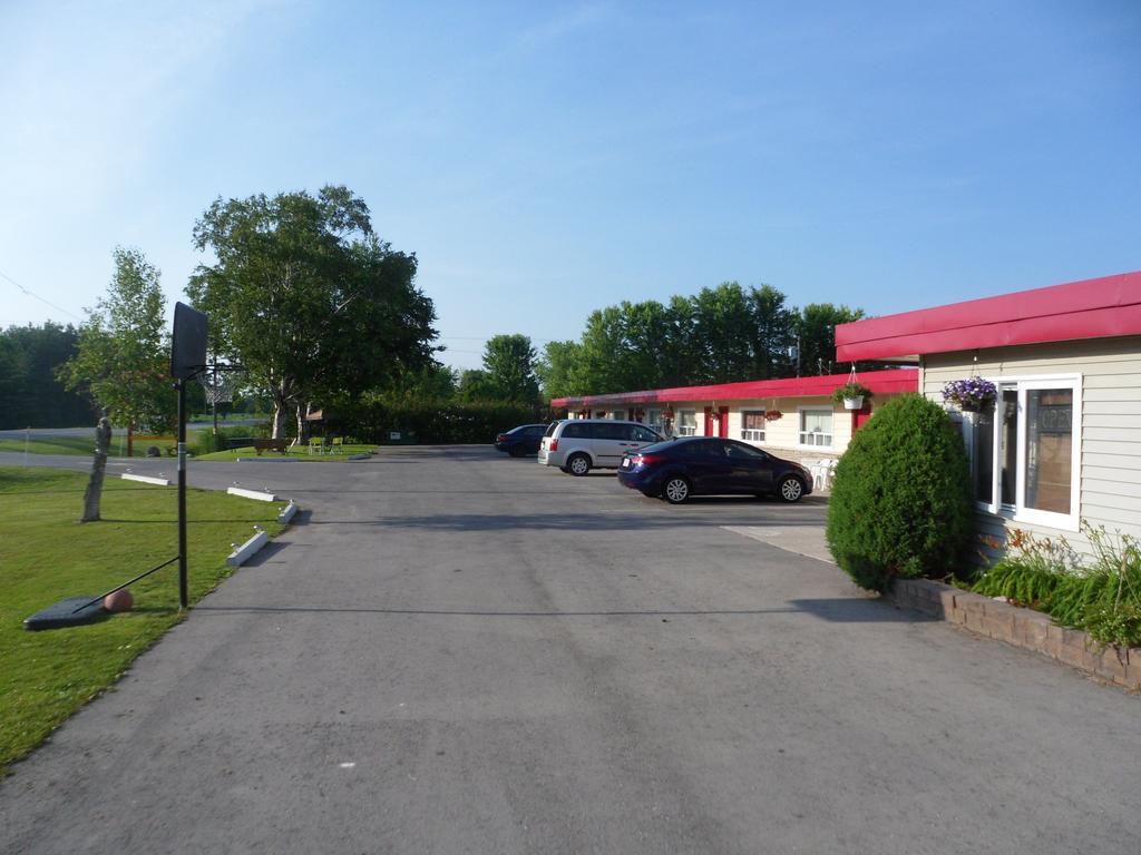 The Silver Birch Motel Goderich Exterior foto